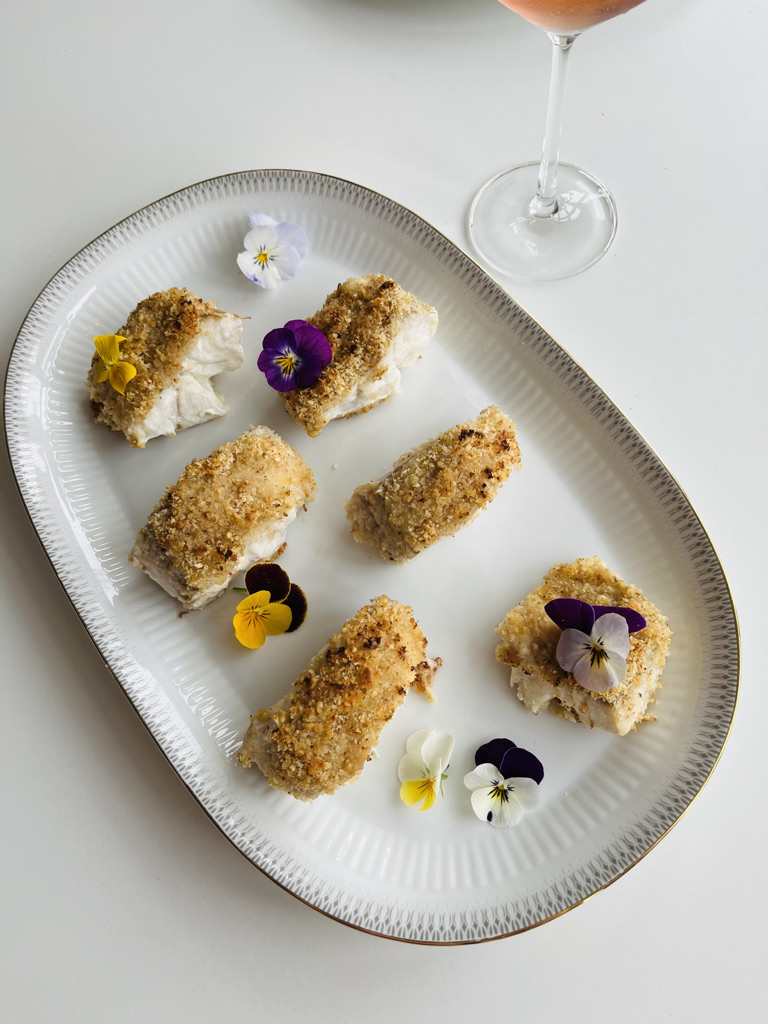 Ovnstegt lange med hvidløgscrumble